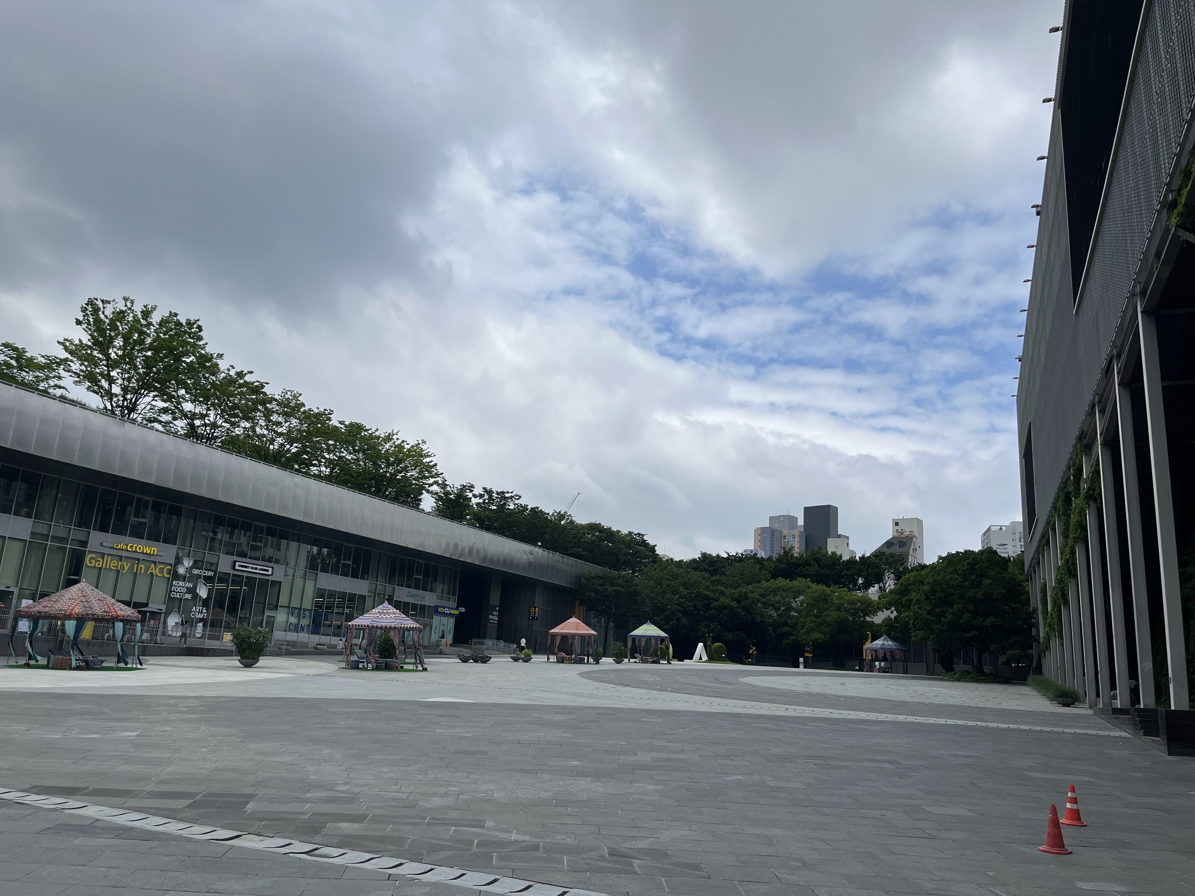 광주 민주화 광장 아래 ACC 